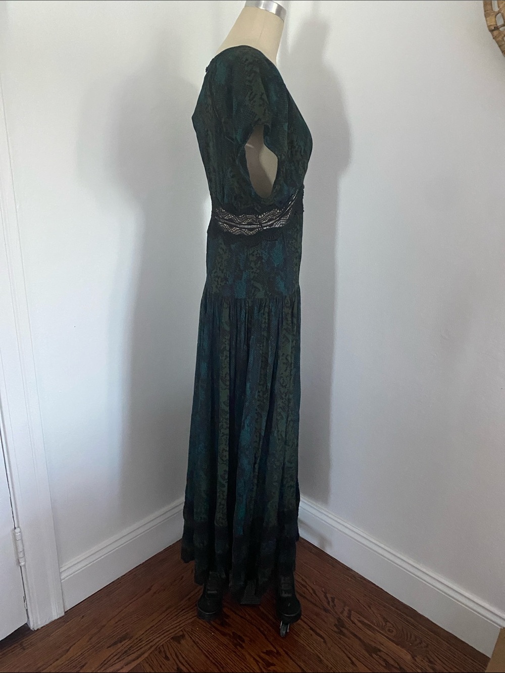 Free People Teal and Black Patterned V-Neck Maxi Dress - Picture 3 of 5